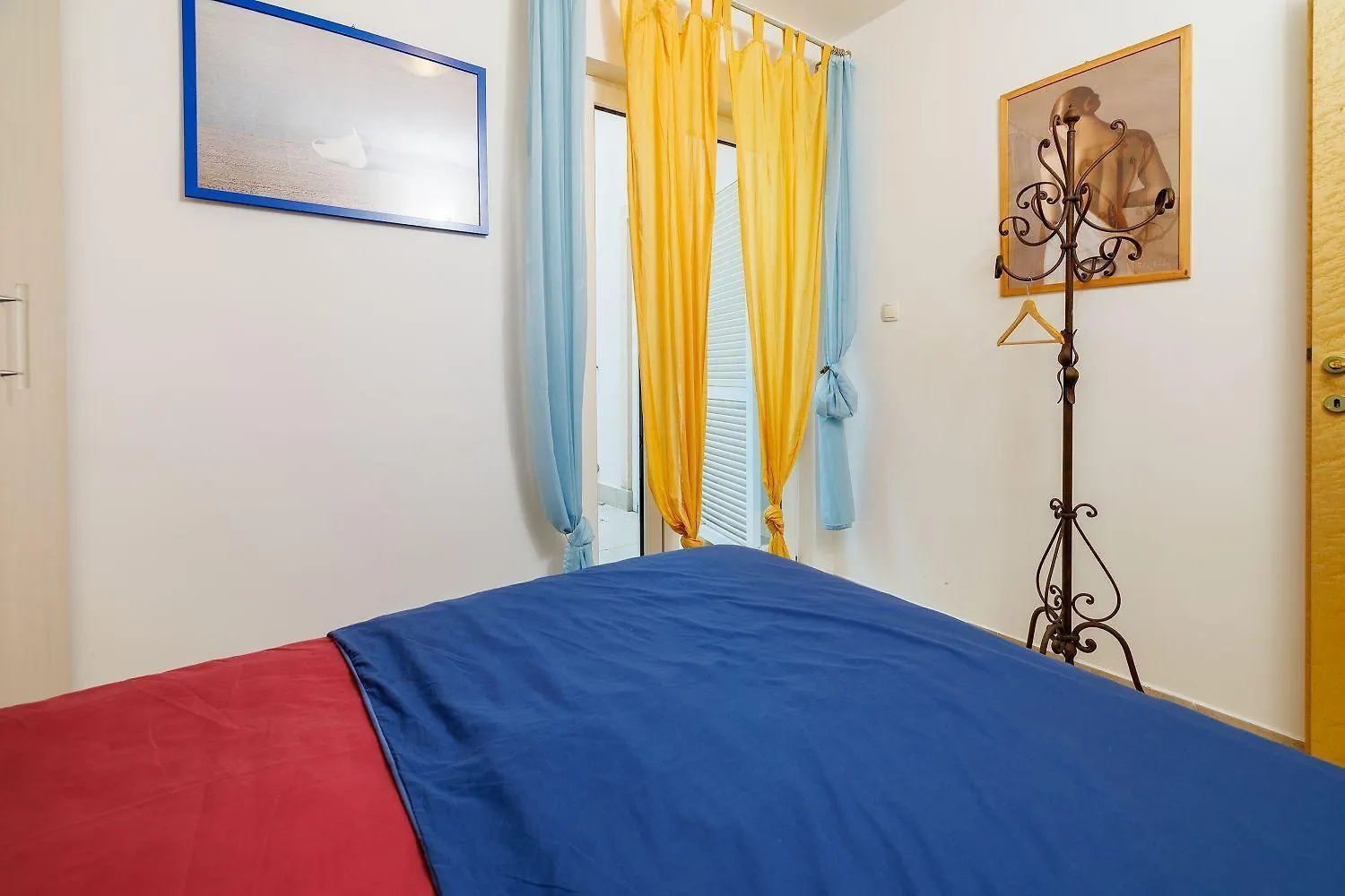 Charmantes Apartment Mit Meerblick Und Nur 400 Meter Zum Strand Dramalj 0*,  Croatia