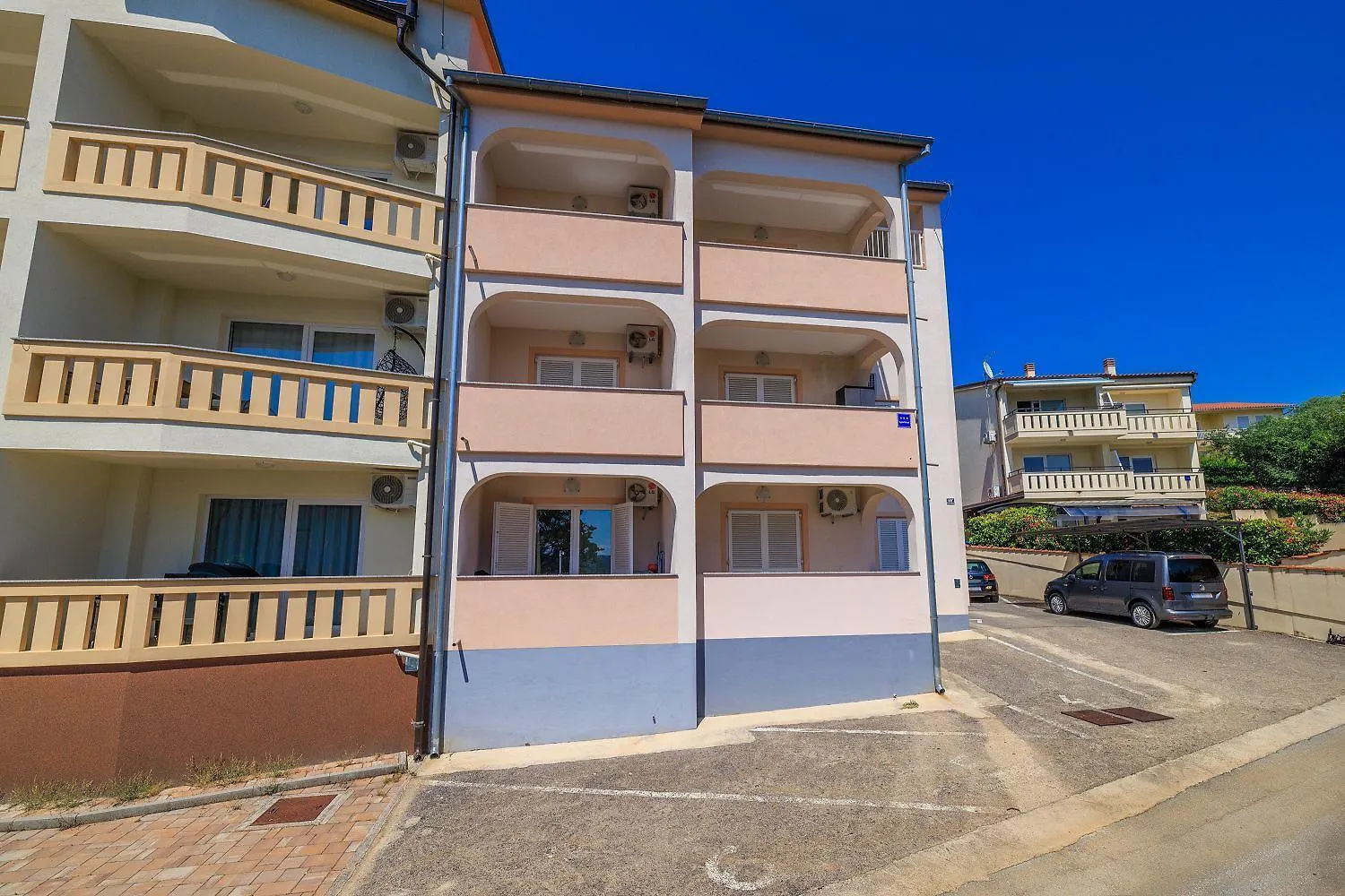 Charmantes Apartment Mit Meerblick Und Nur 400 Meter Zum Strand Dramalj Croatia