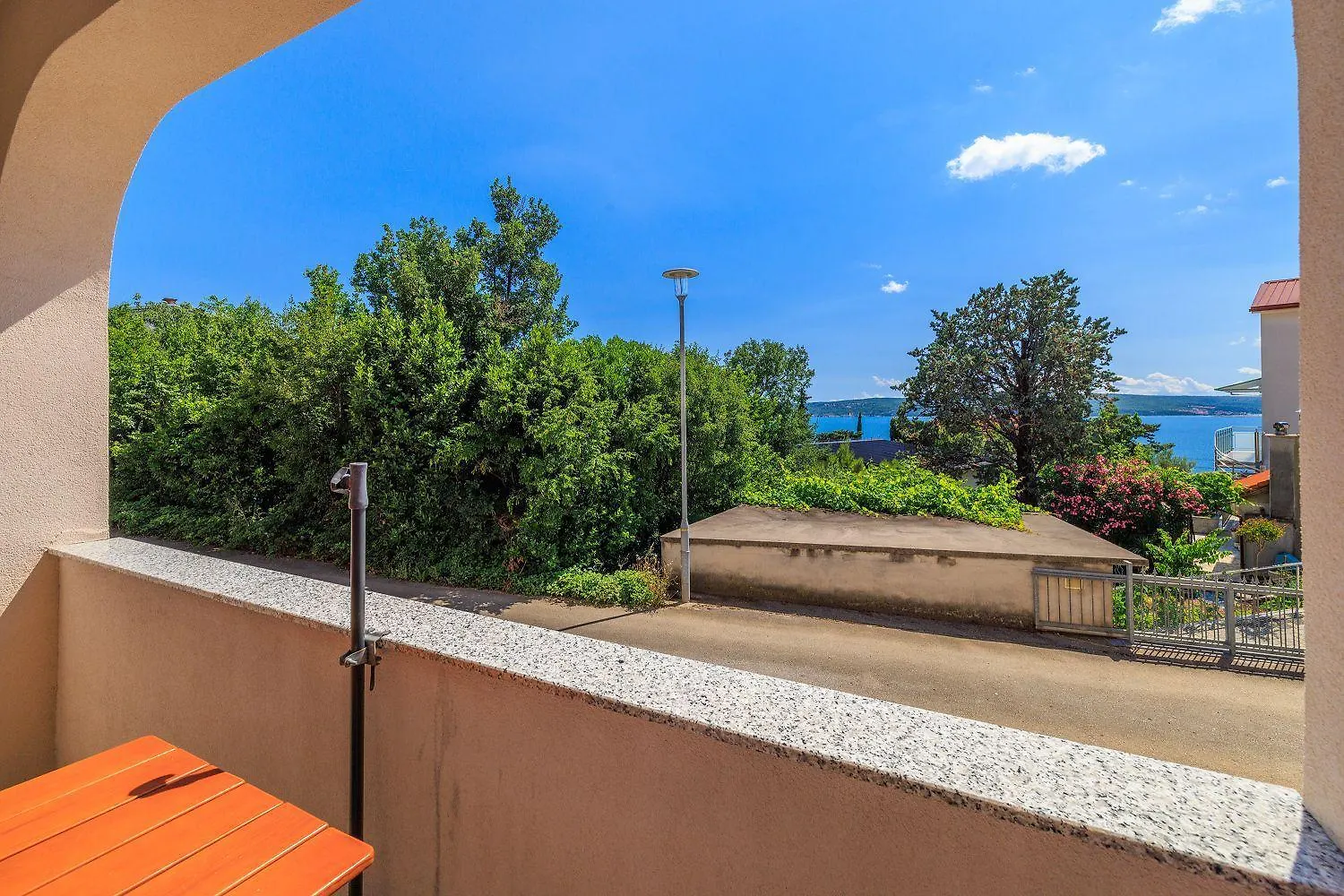 Charmantes Apartment Mit Meerblick Und Nur 400 Meter Zum Strand Dramalj 0*,